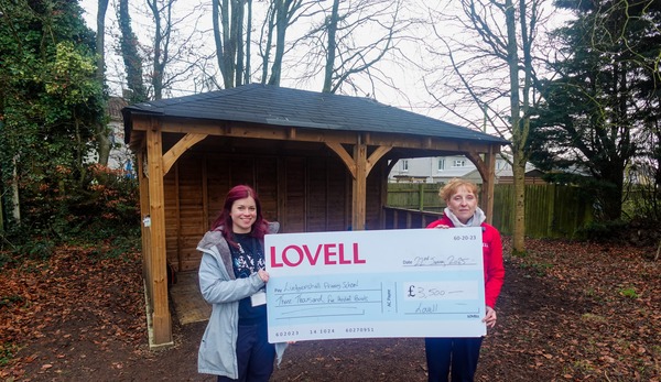 Lovell funds new forest classroom in Ludgershall with £3,500 donation 