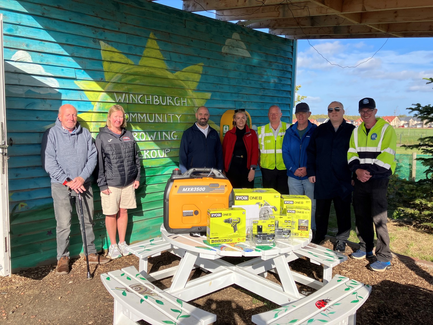 Lovell helps Winchburgh community groups tool up