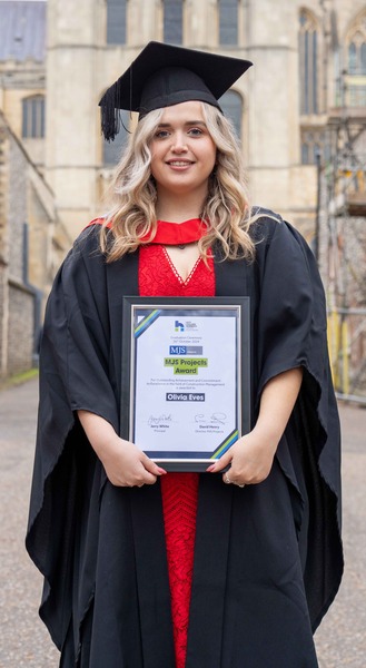 Olivia Eves wins an award at college for ‘Construction Management Student of the Year’
